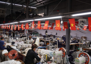 Top những xưởng sản xuất quần jean uy tín tại TPHCM 